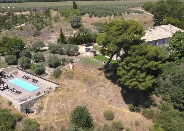 Piscine Guest house 3*